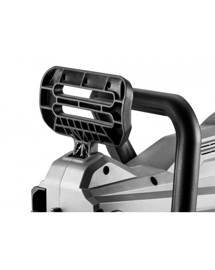 Graphite 58G034 chainsaw