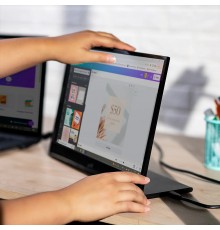 Mobile Pixels Glance 16 Screen Extension