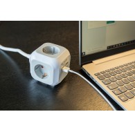 Brennenstuhl USB-Charger 4-fold Socket Cube