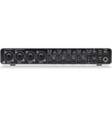 Behringer UMC404HD recording audio interface