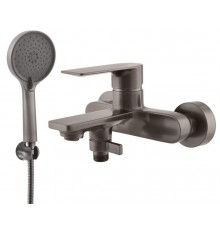 Metal mixer for bath with head